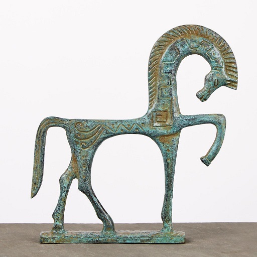 greek-horse-statue